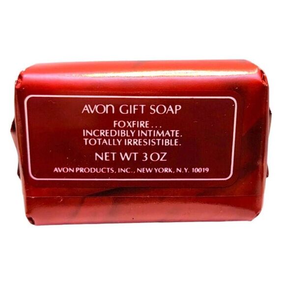 Avon Foxfire Gift‎ Soap with Case 3 oz New Old Stock Red Scented 90s 80s - Picture 3 of 8